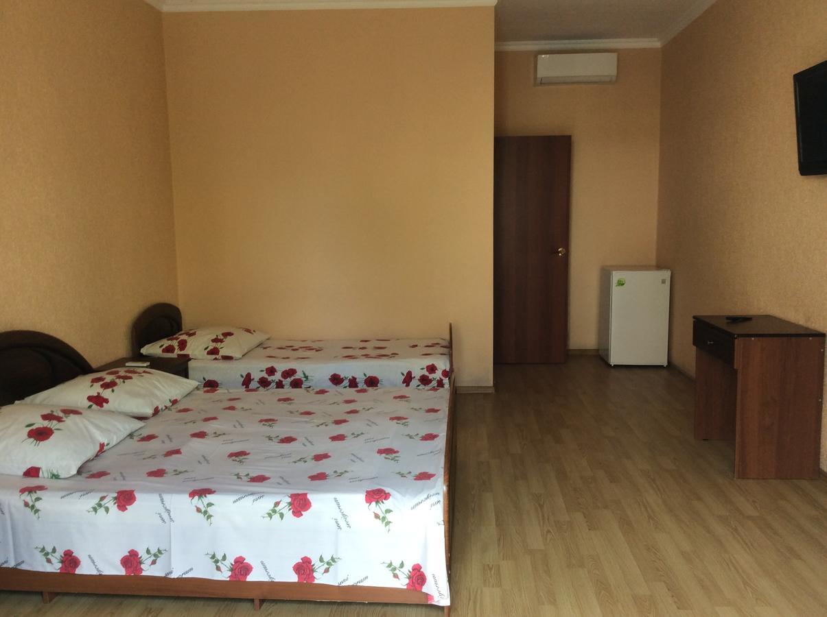 Guest House Dali Gagra Exterior foto