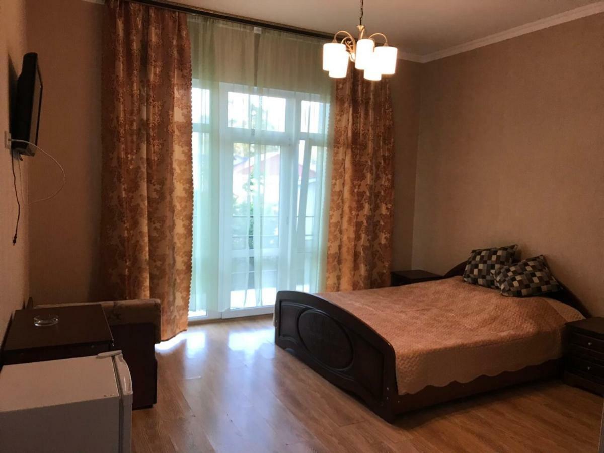 Guest House Dali Gagra Exterior foto